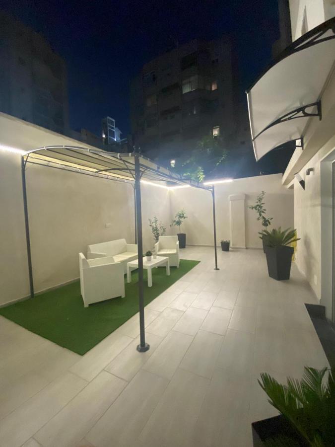 Suite Nicolai 165 Bari Bagian luar foto