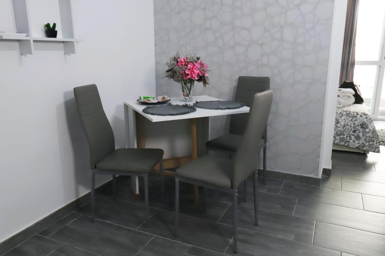 Suite Nicolai 165 Bari Bagian luar foto