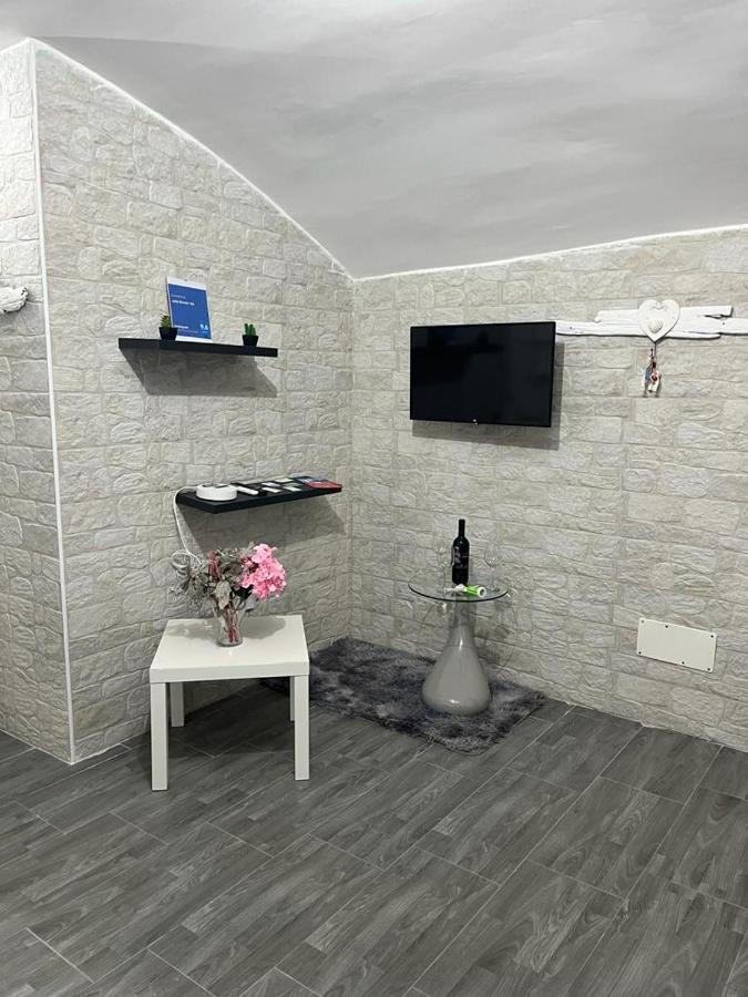Suite Nicolai 165 Bari Bagian luar foto